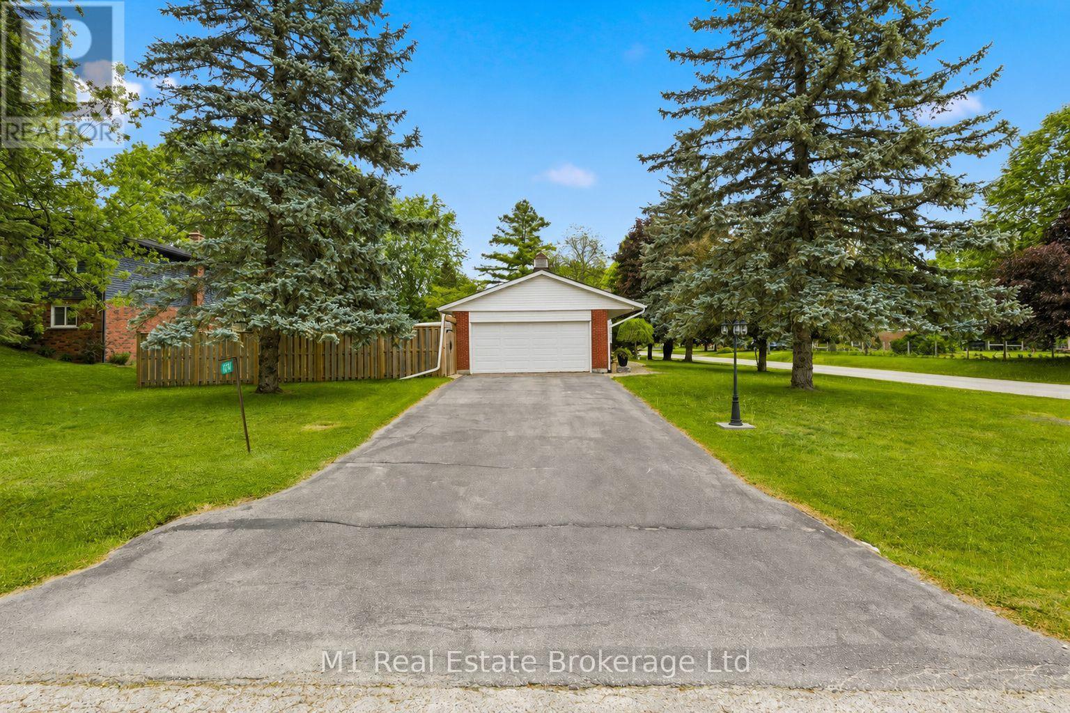 114 ANGELICA STREET - 6