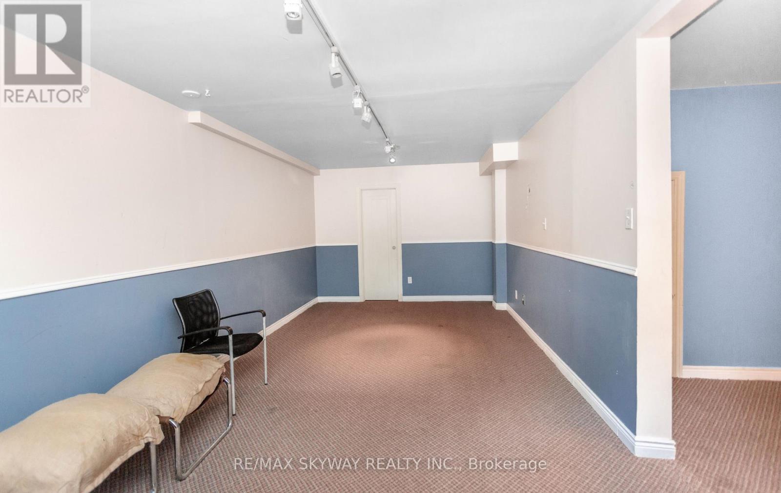 262 BOXMOOR PLACE - 35