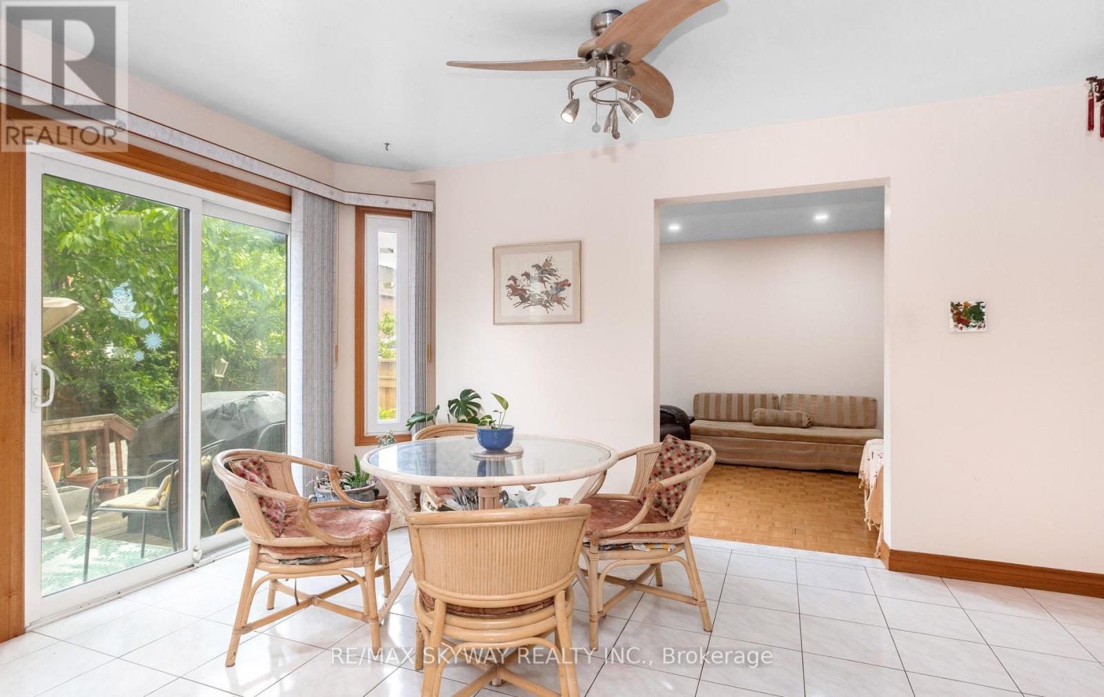 262 BOXMOOR PLACE - 13