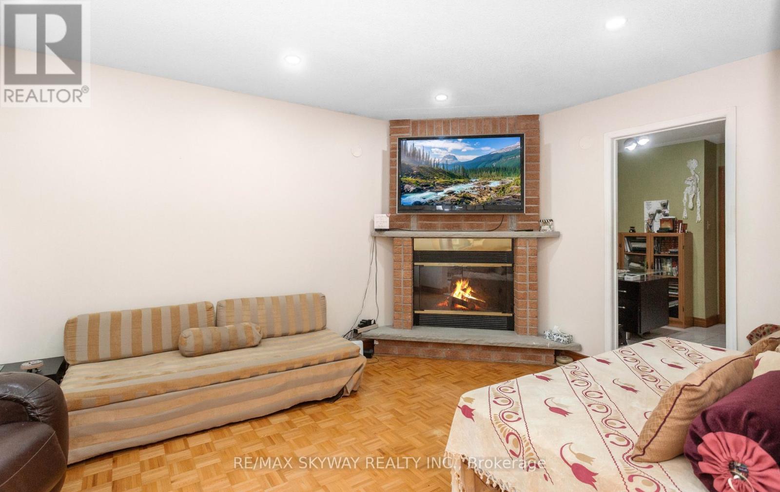 262 BOXMOOR PLACE - 44