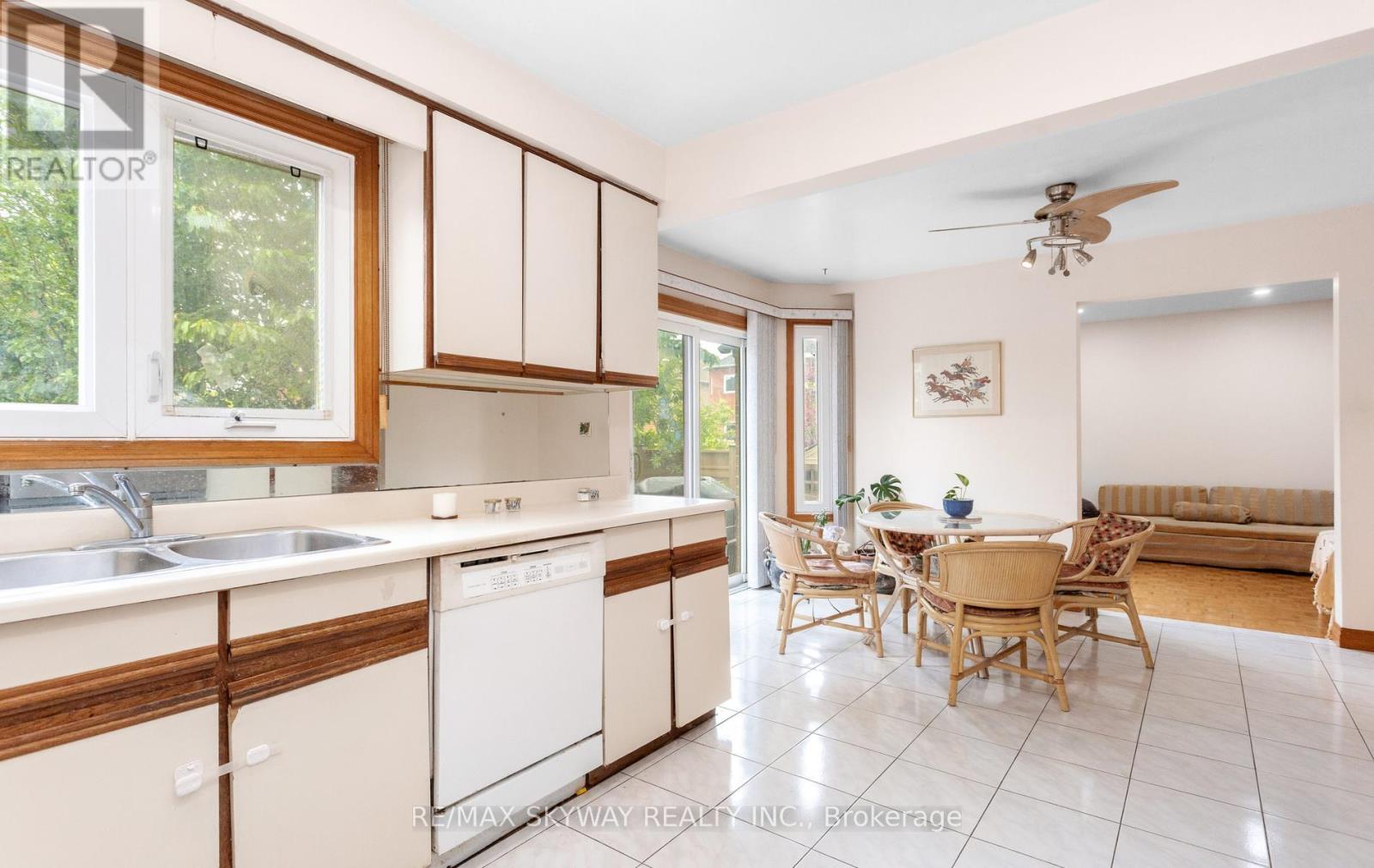 262 BOXMOOR PLACE - 11