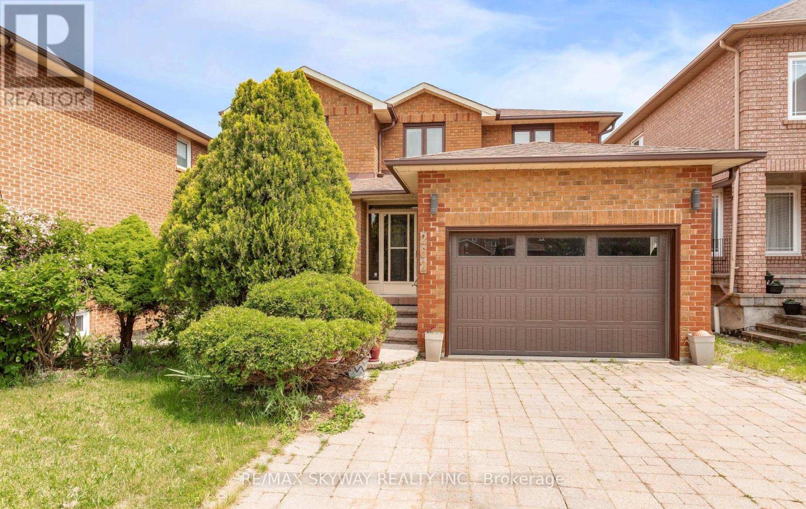 262 BOXMOOR PLACE - 2