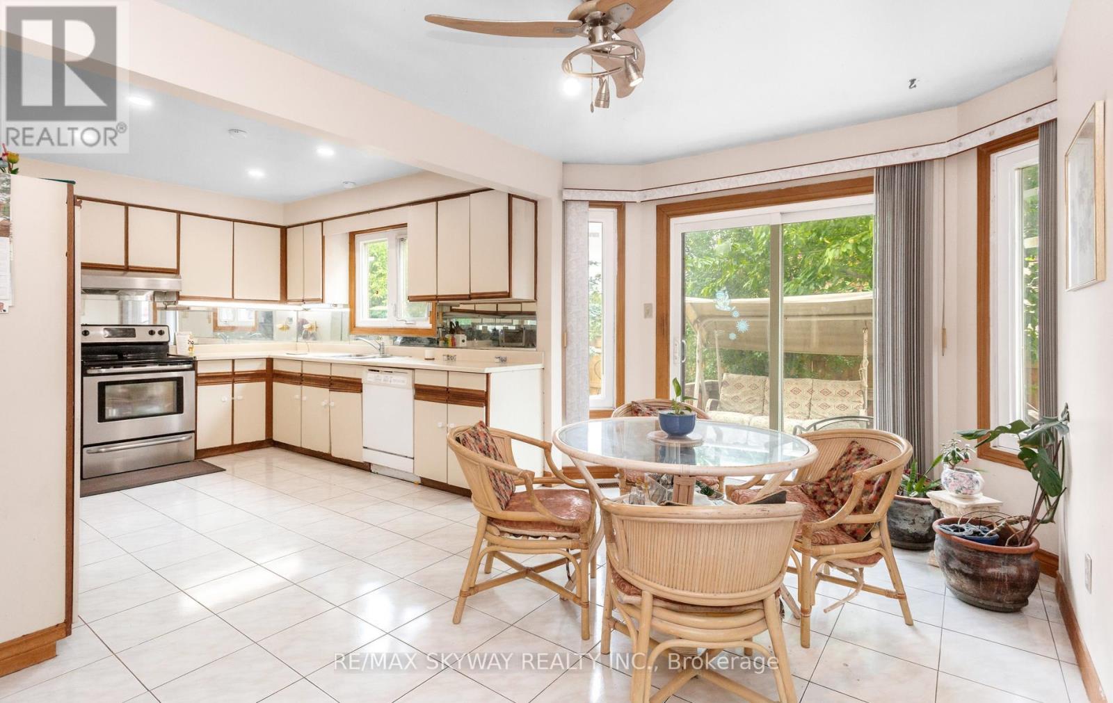 262 BOXMOOR PLACE - 8
