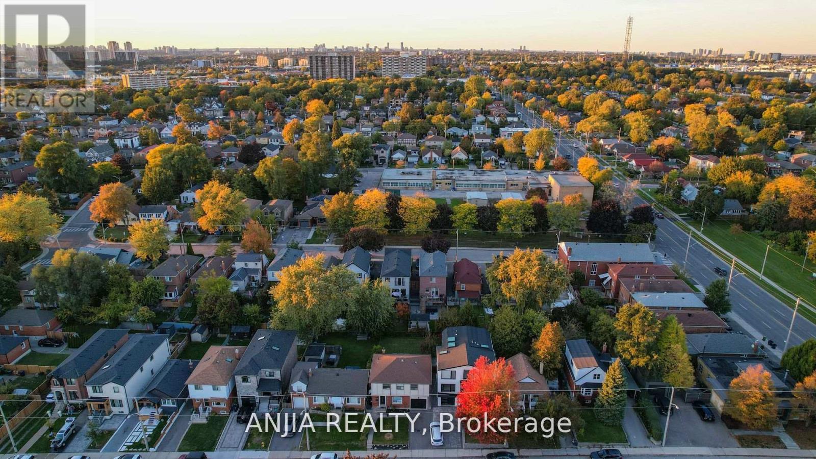 76 ADAIR ROAD - 39