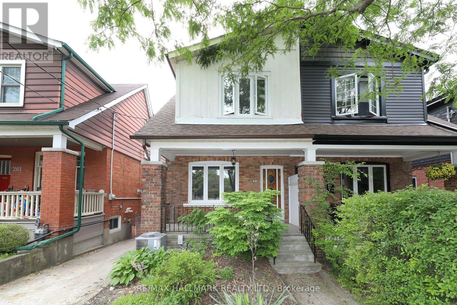 Listing photo of 259 WOLVERLEIGH BOULEVARD
