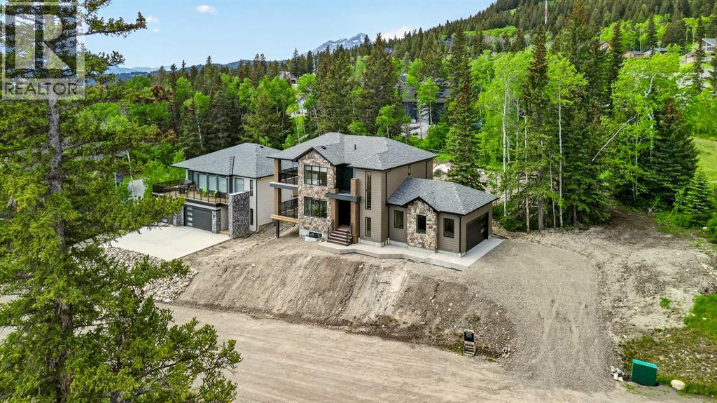 72 Kananaskis Drive - photo 2