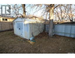 175 6th Avenue W, Shaunavon, SK S0N2M0 Photo 27