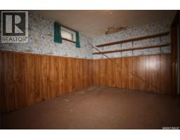 175 6th Avenue W, Shaunavon, SK S0N2M0 Photo 21