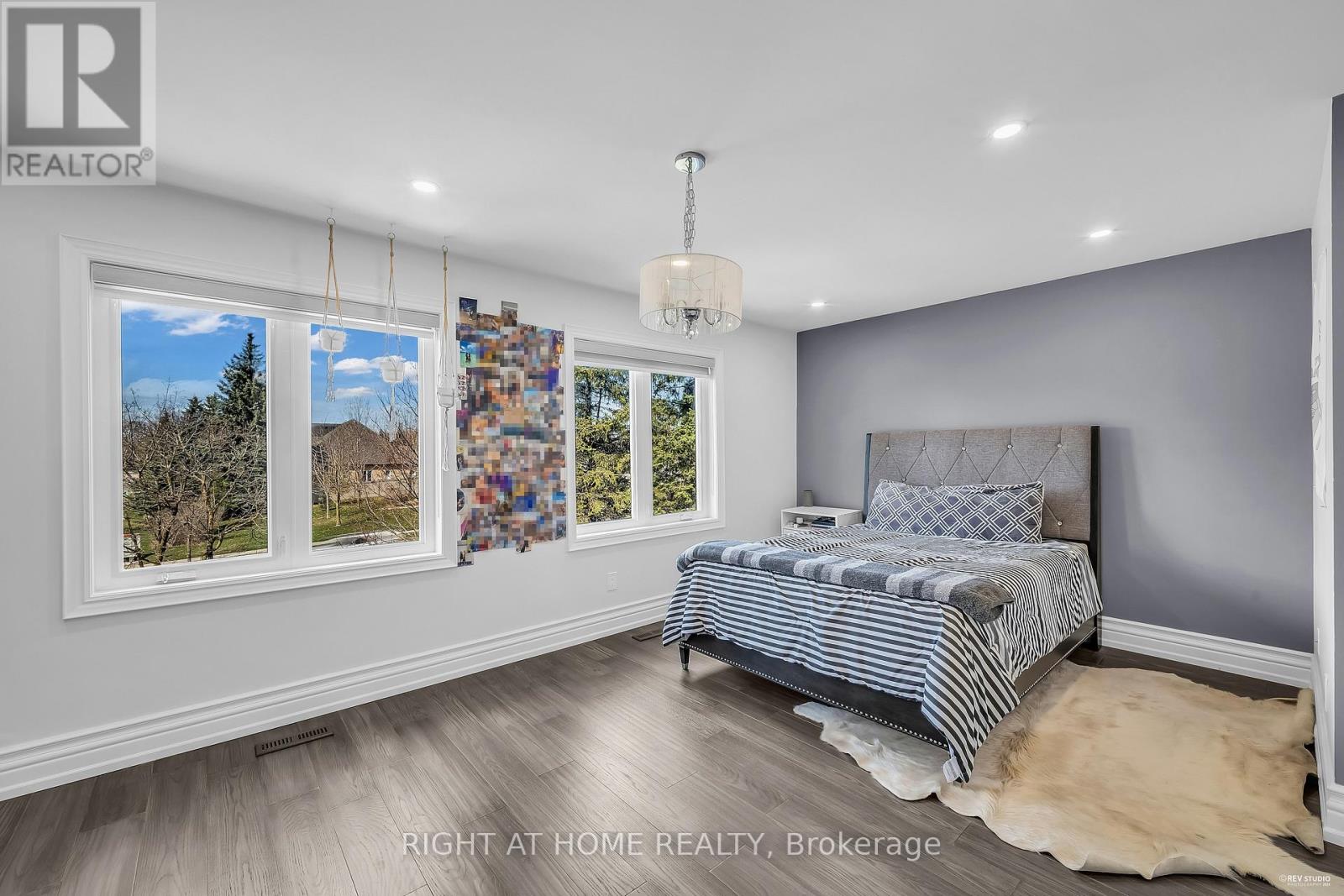 1092 STONEHAVEN AVENUE - 17