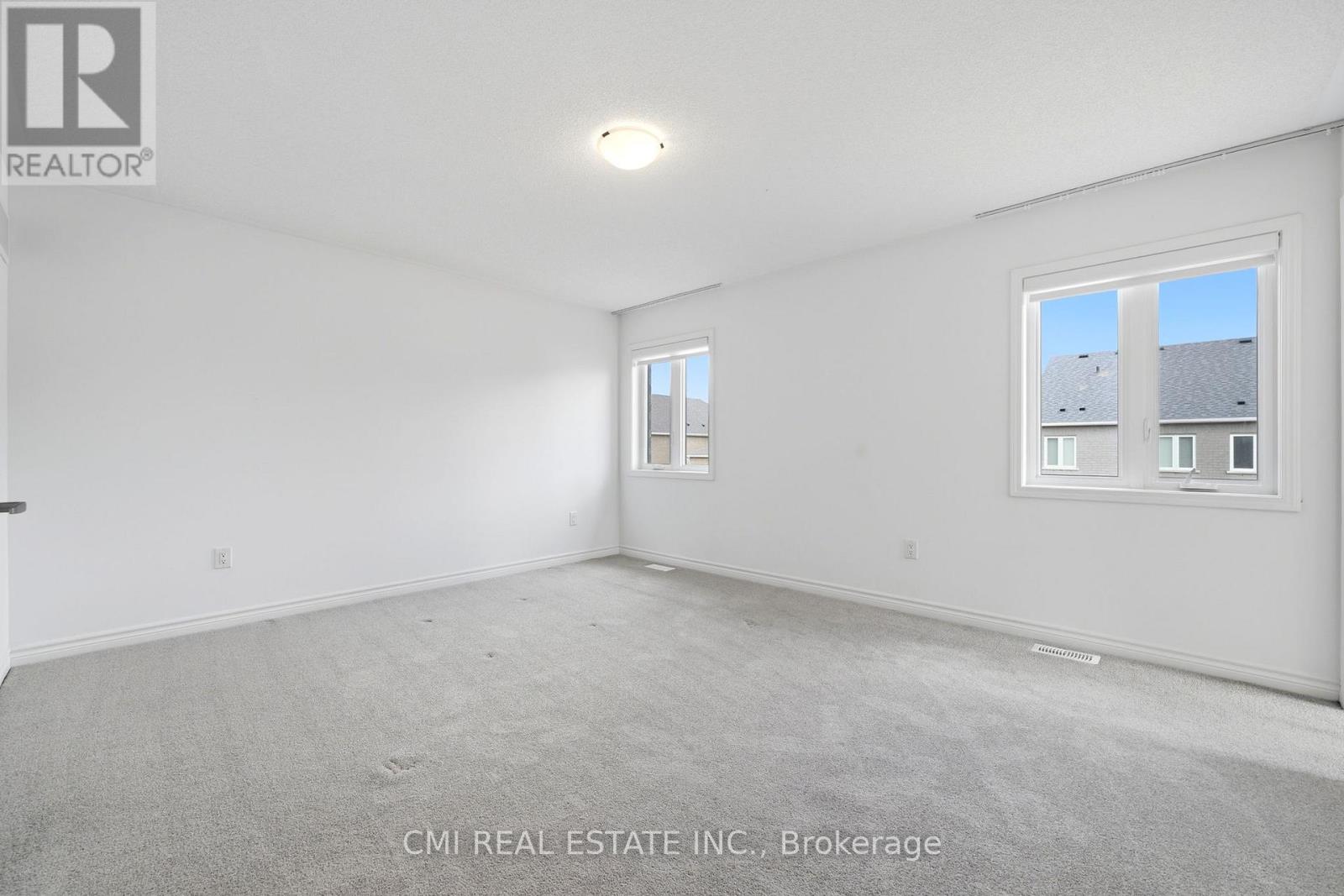 656 NEWLOVE STREET - 23