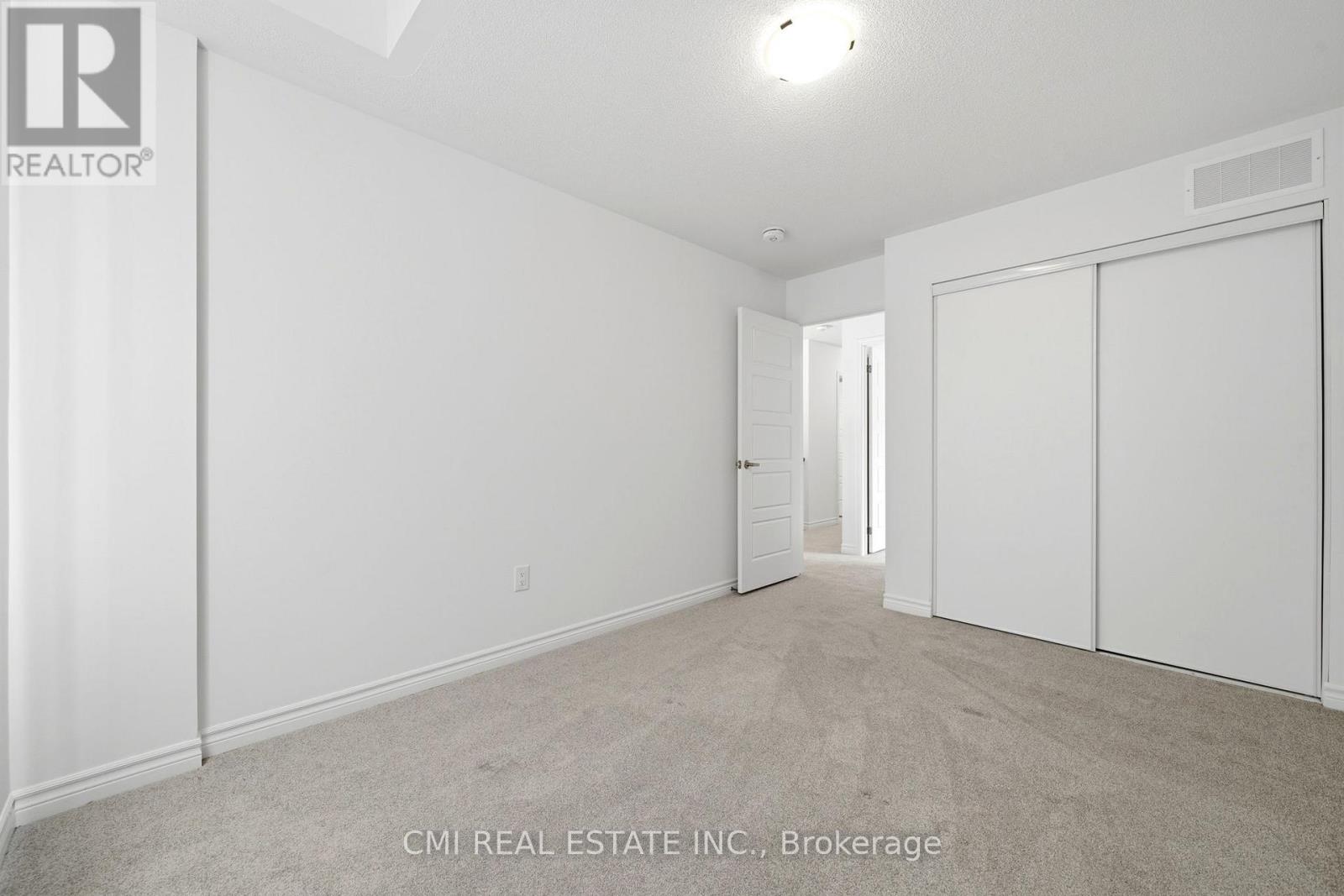 656 NEWLOVE STREET - 30