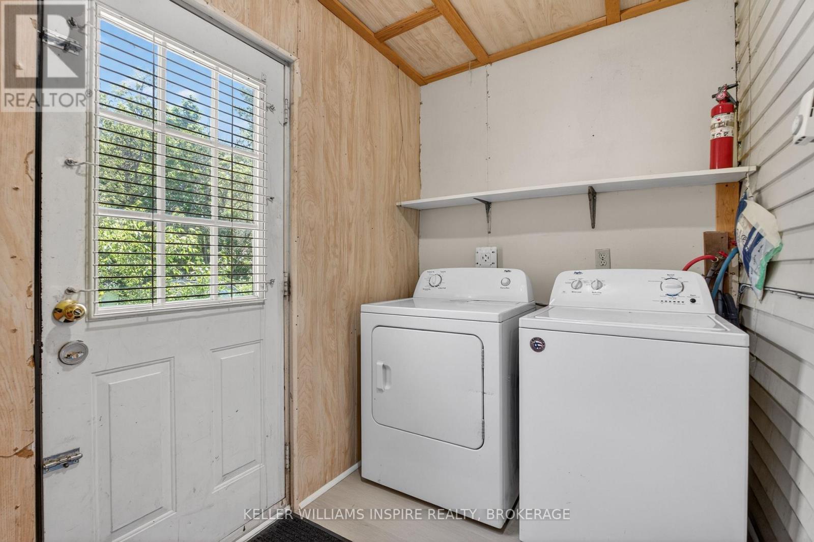 512 JOHNSON STREET - 14