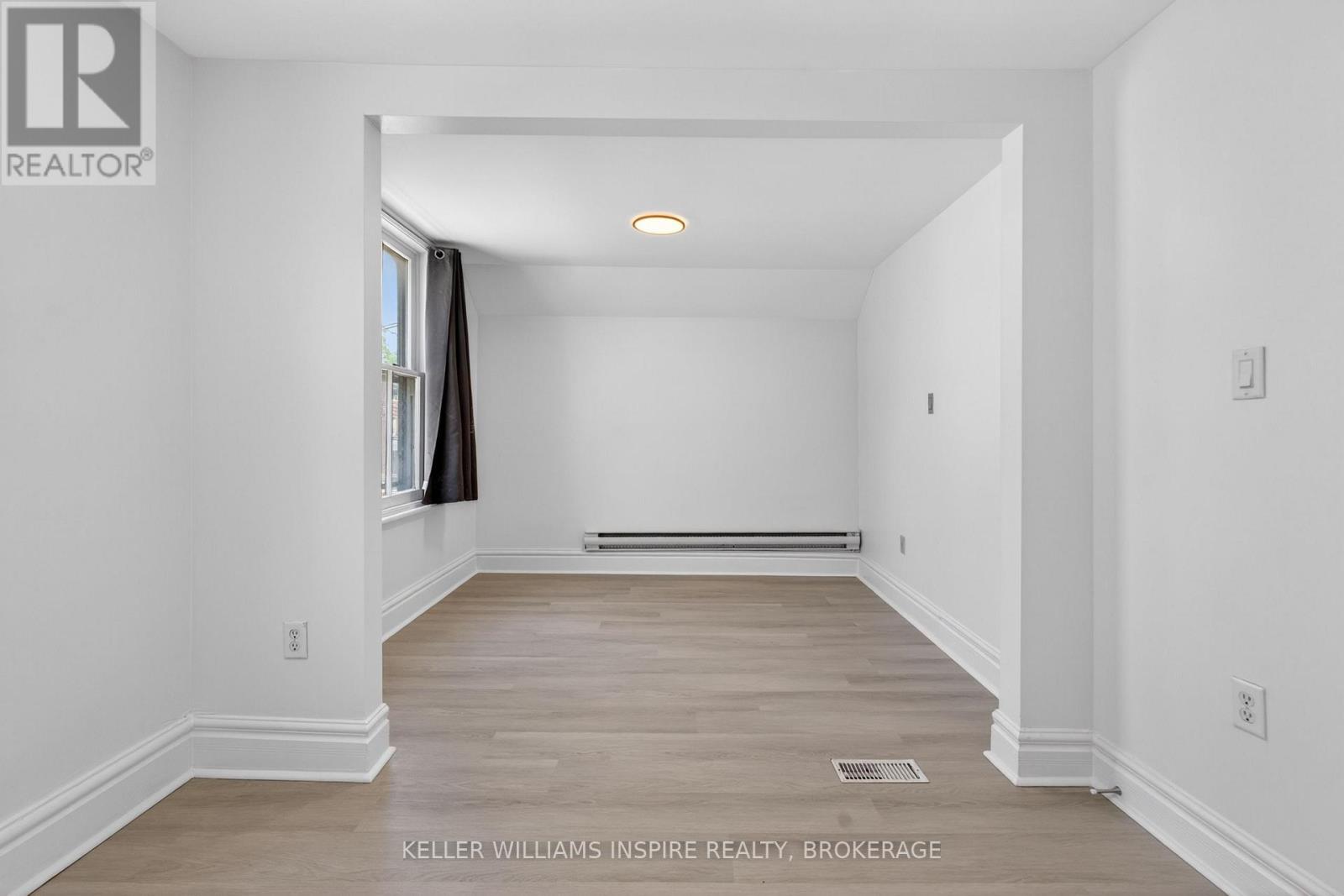 512 JOHNSON STREET - Image 17