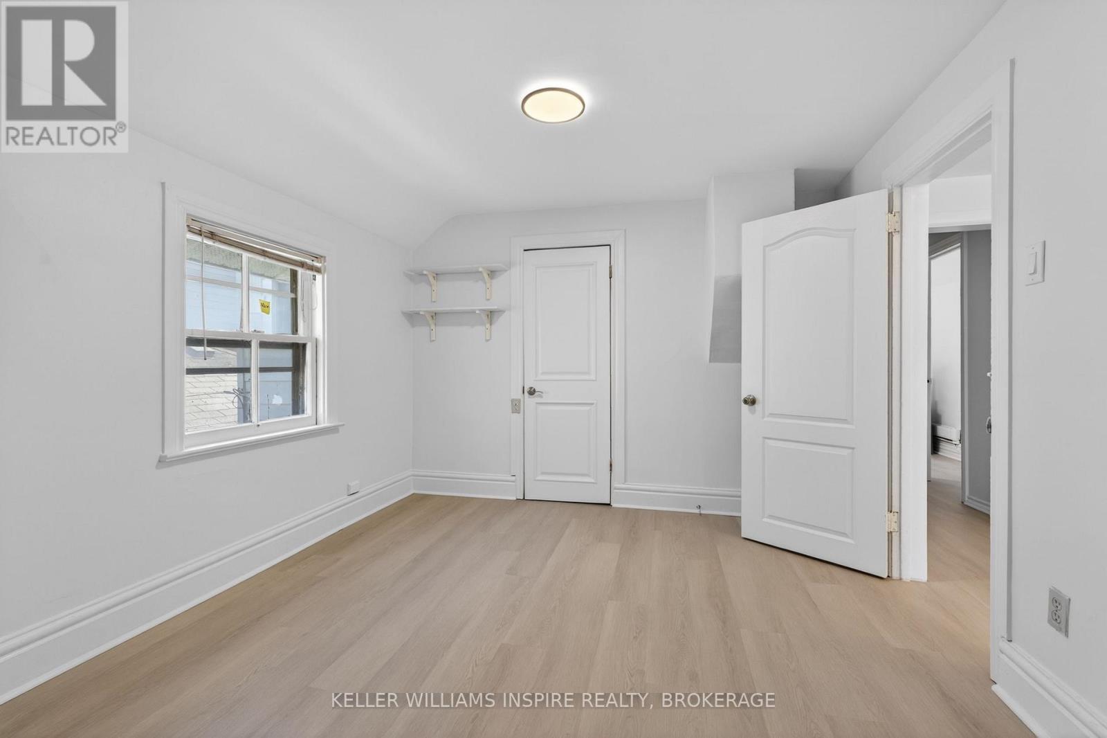 512 JOHNSON STREET - Image 24