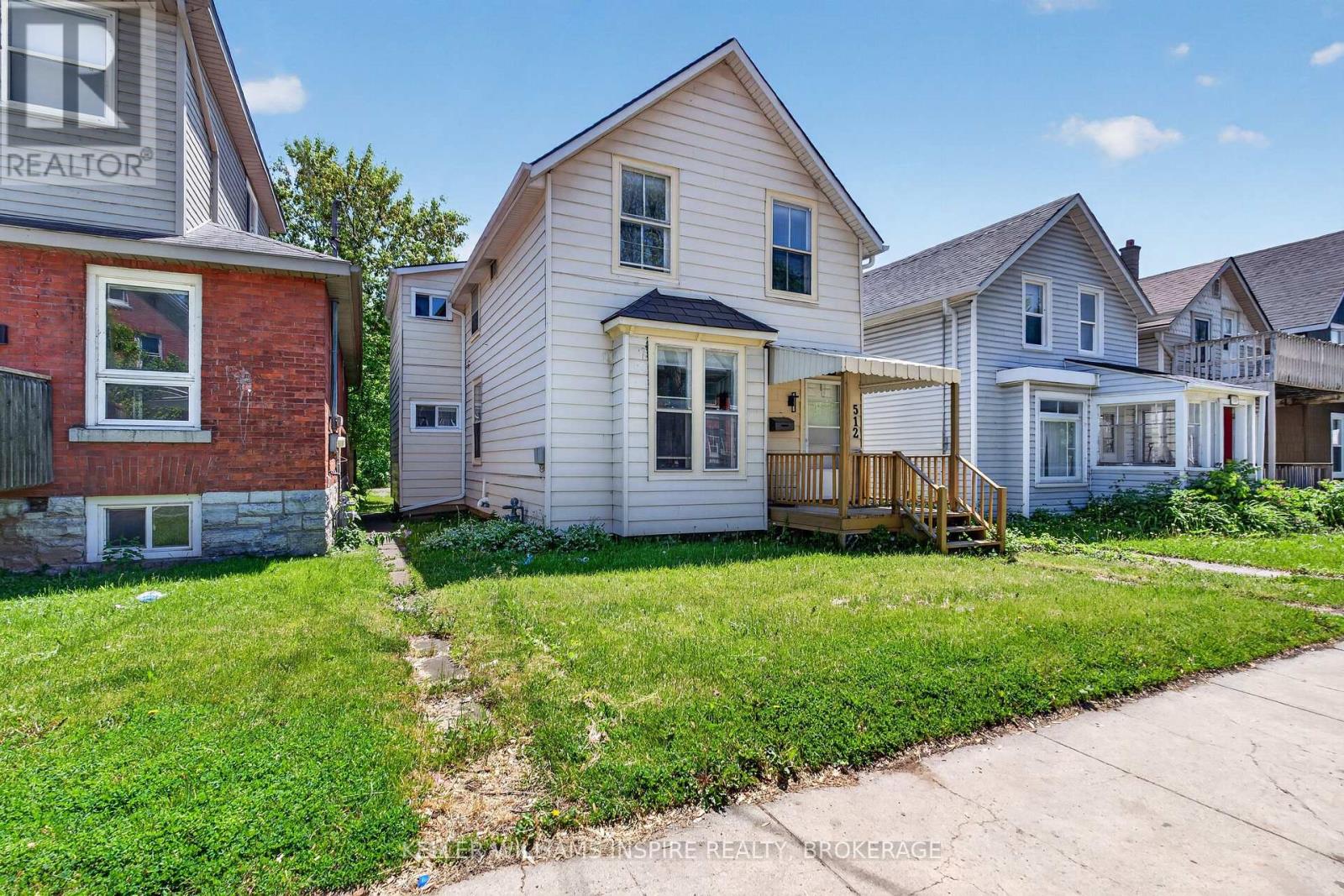 512 JOHNSON STREET - 4