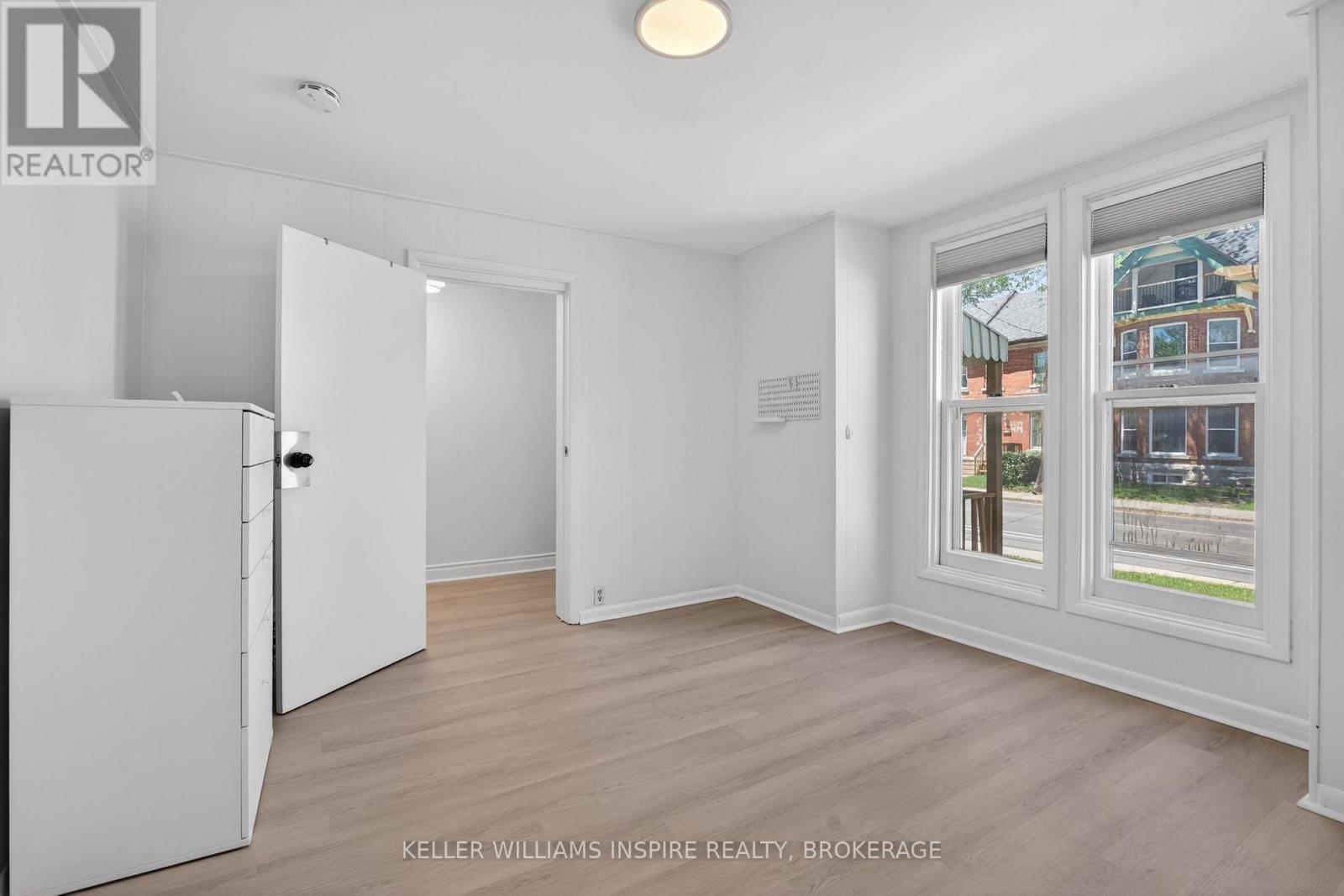 512 JOHNSON STREET - Image 9