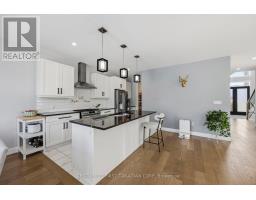 Primary Bedroom - 1298 Sandbar Street, London North, ON N6G5K3 Photo 12