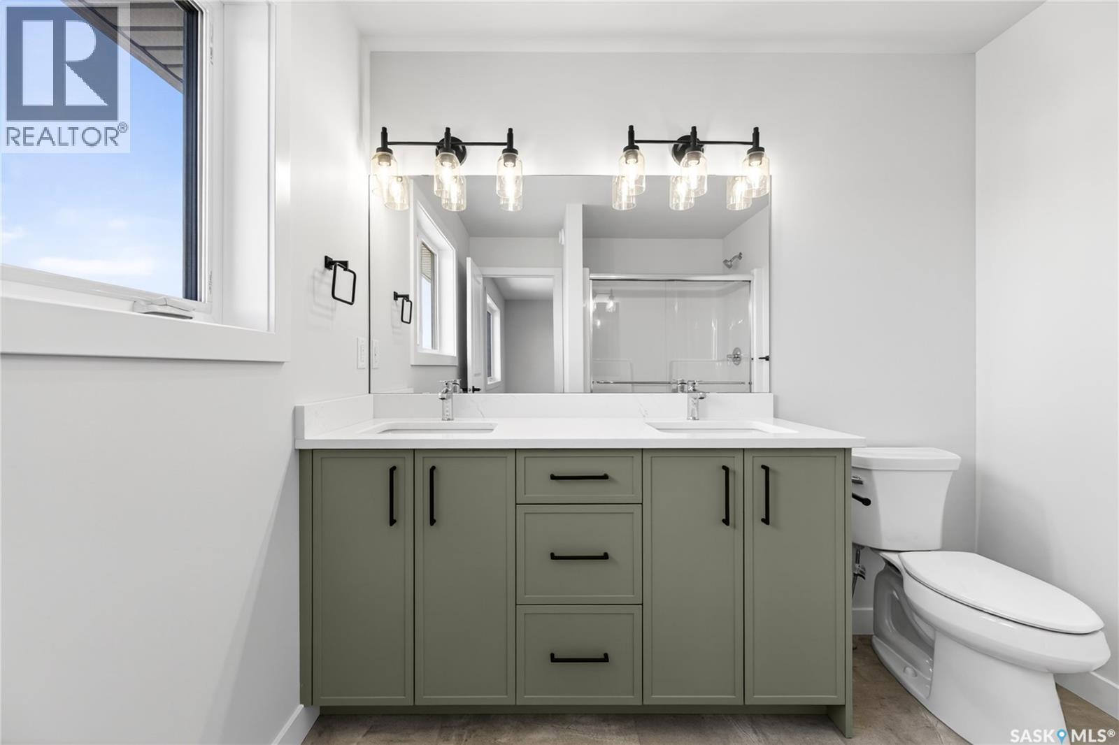 #4 830 Brighton BOULEVARD - 18