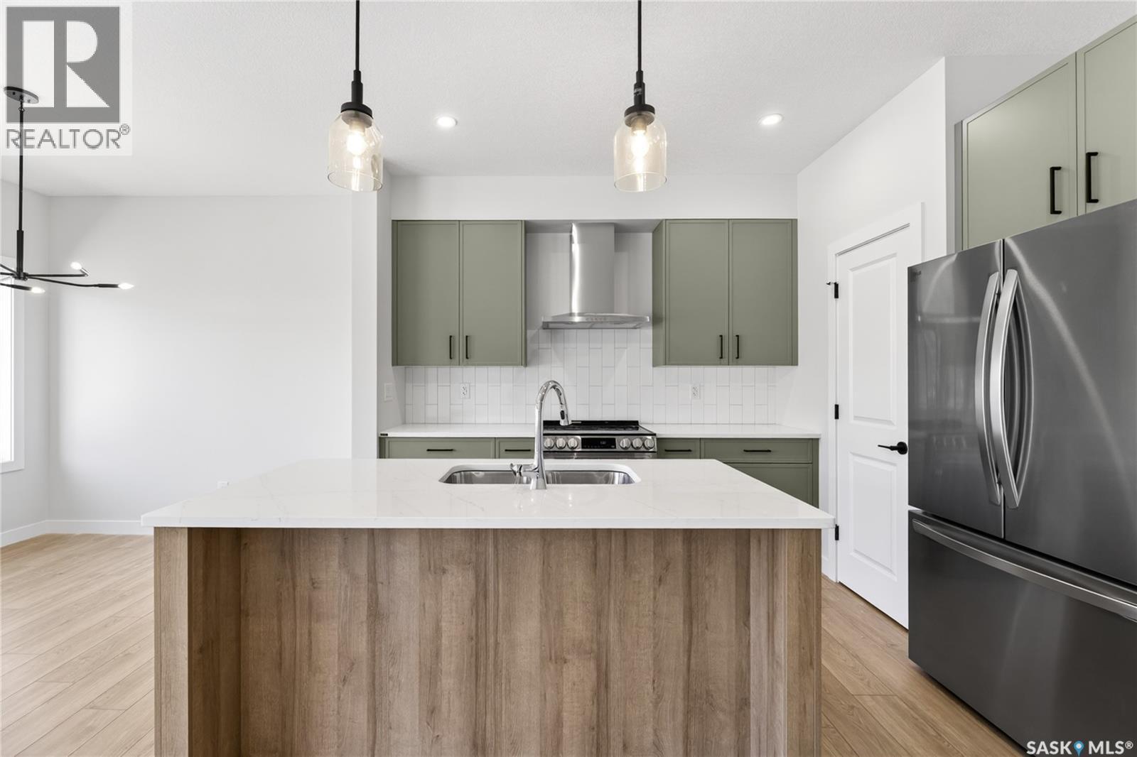 #4 830 Brighton BOULEVARD - 6