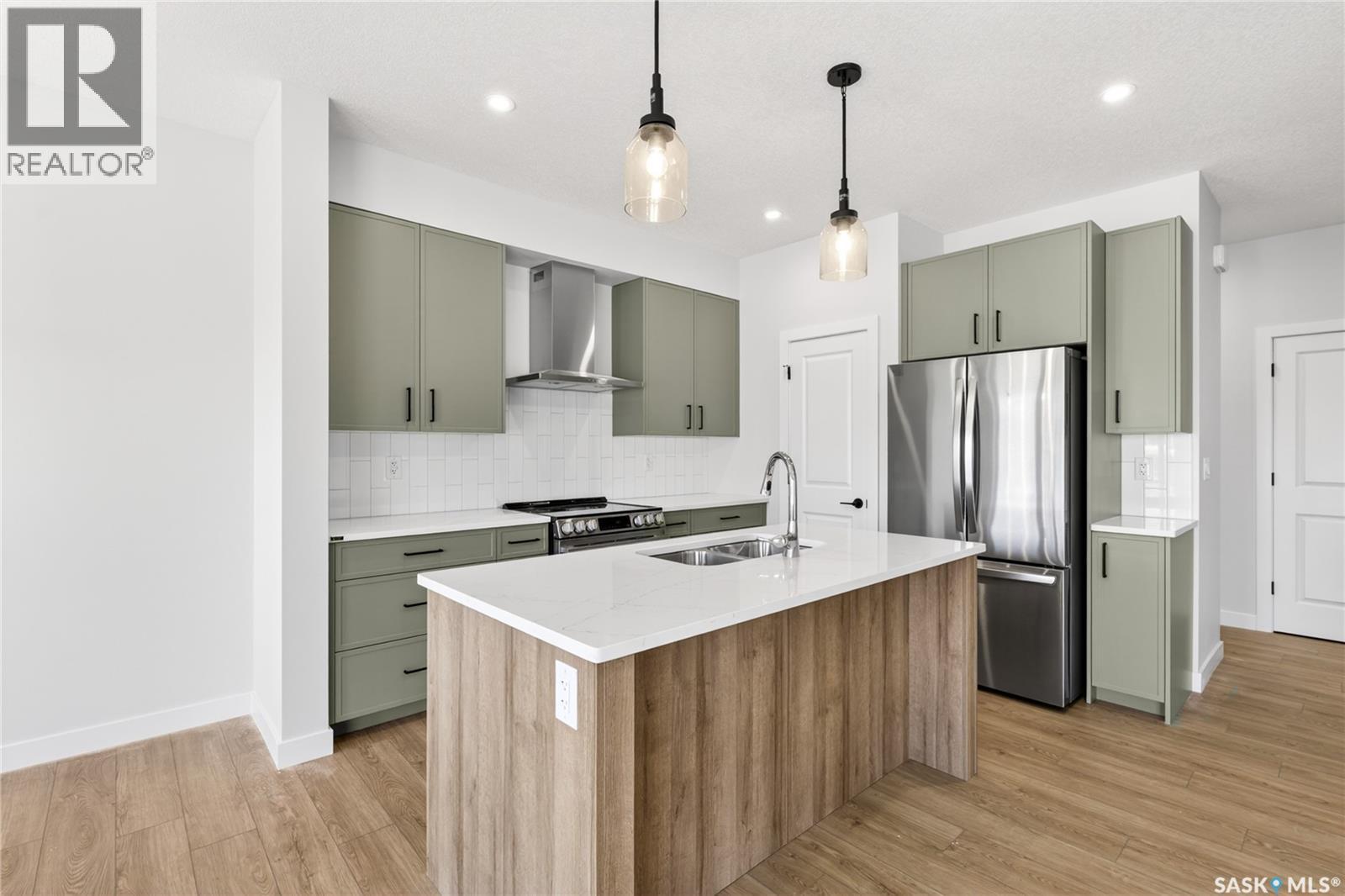 #4 830 Brighton BOULEVARD - 7