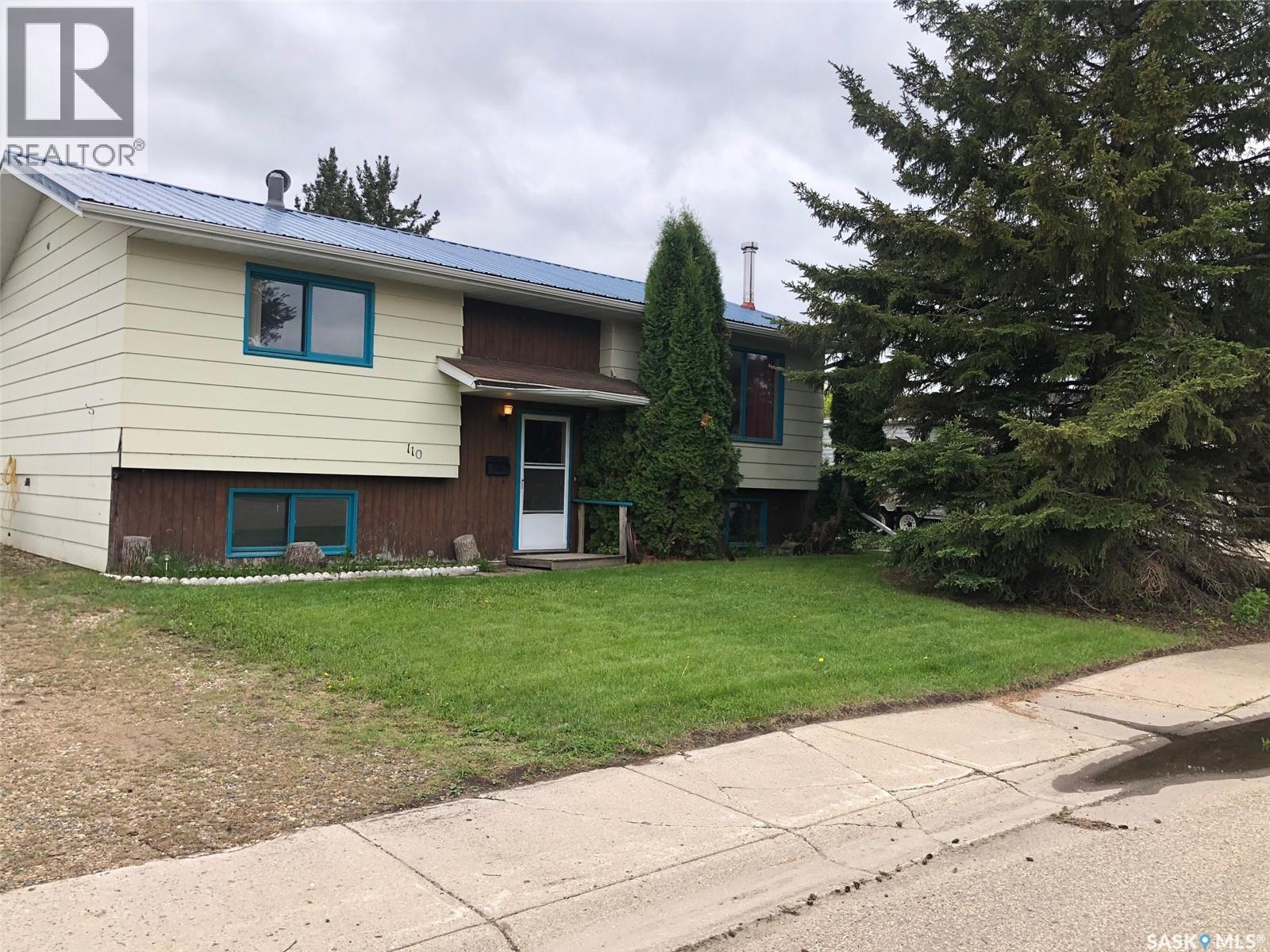 110 Langrill DRIVE - 1