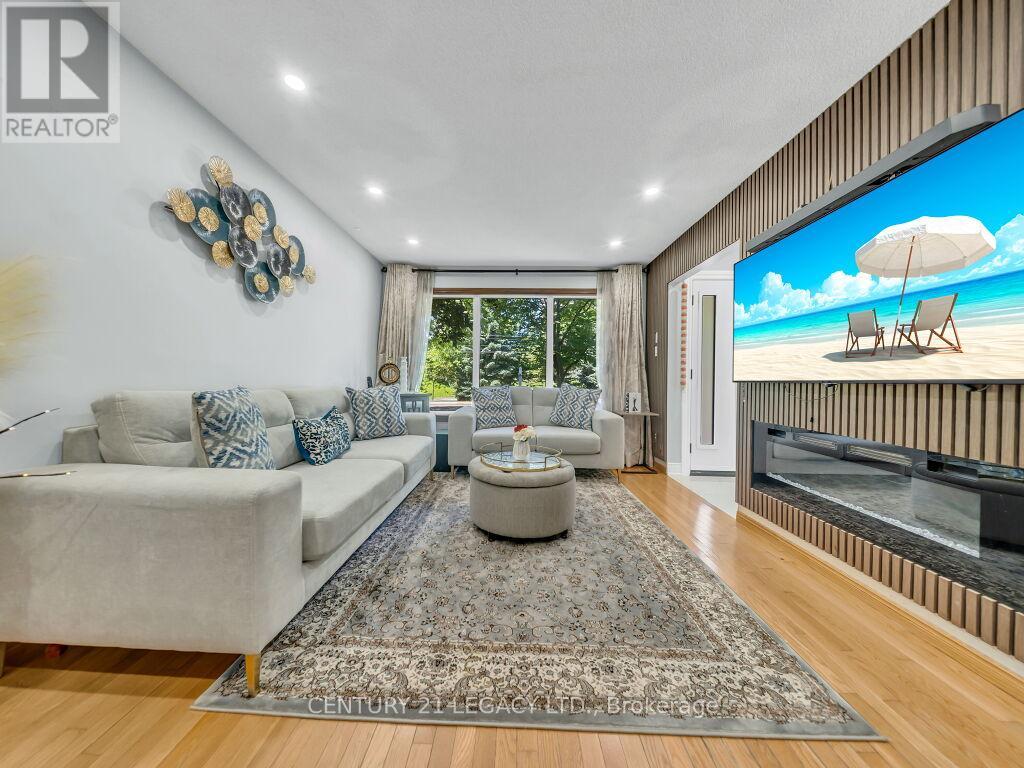 957 FRANCIS ROAD - 7