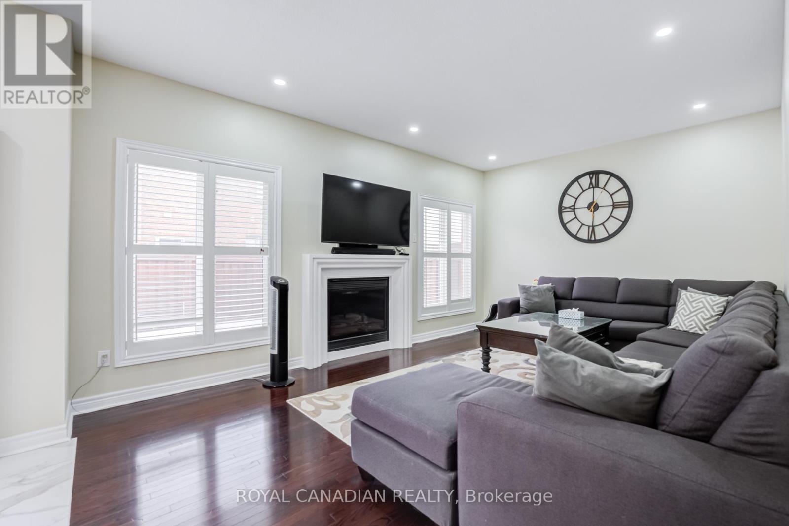 43 BLUFFWOOD CRESCENT - 11