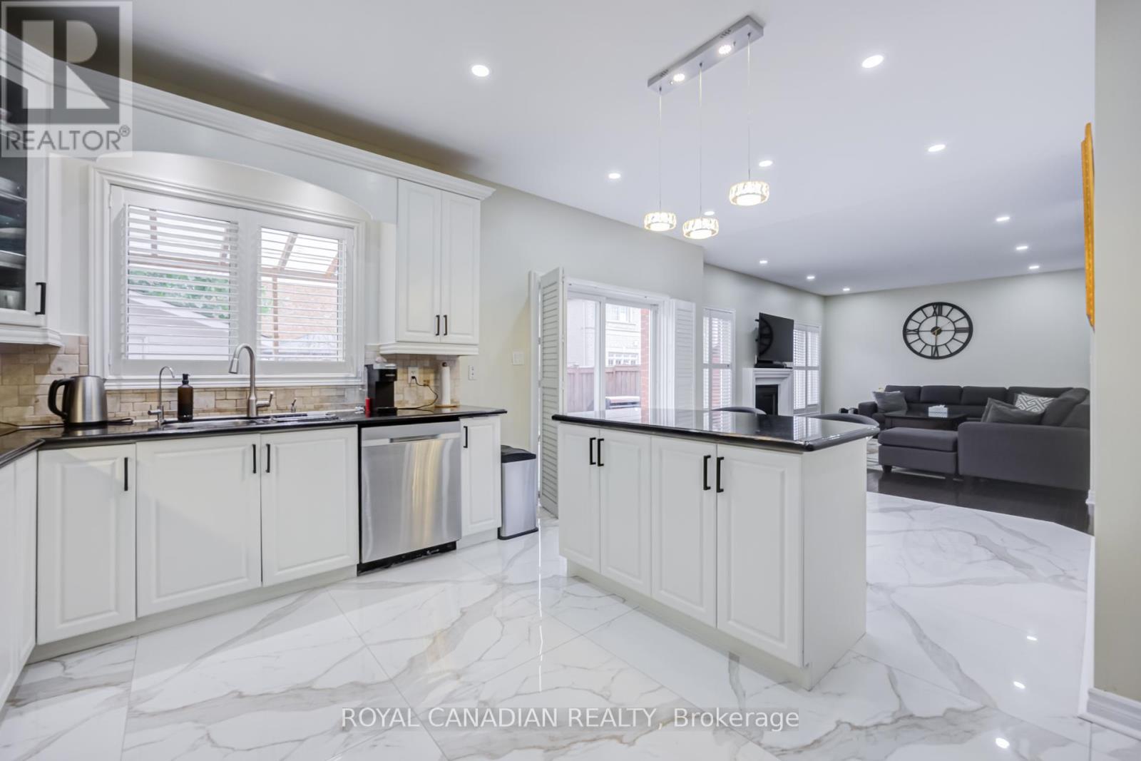 43 BLUFFWOOD CRESCENT - 17