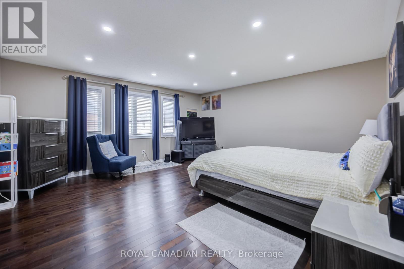 43 BLUFFWOOD CRESCENT - 20