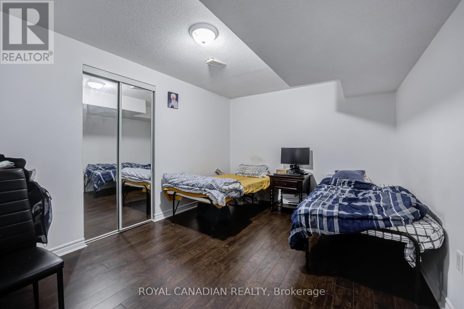 43 BLUFFWOOD CRESCENT - 39