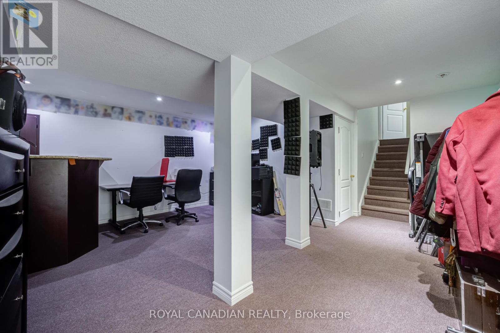 43 BLUFFWOOD CRESCENT - 43