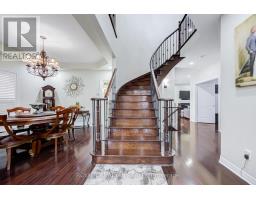 Eating area - 43 Bluffwood Crescent, Brampton, ON L6P2P3 Photo 9