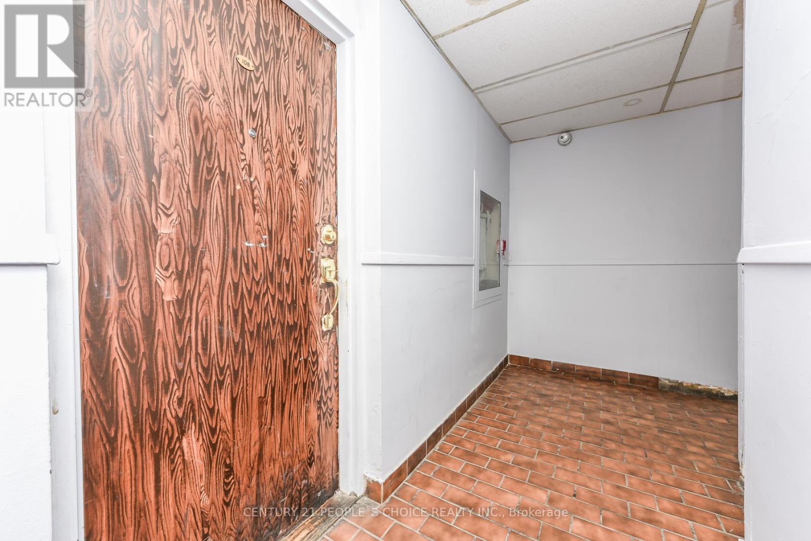 #108 10 EDDYSTONE AVENUE - 26