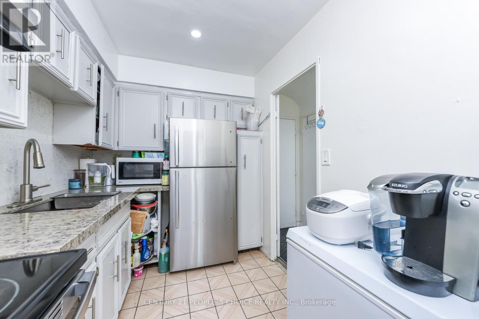 #108 10 EDDYSTONE AVENUE - 21