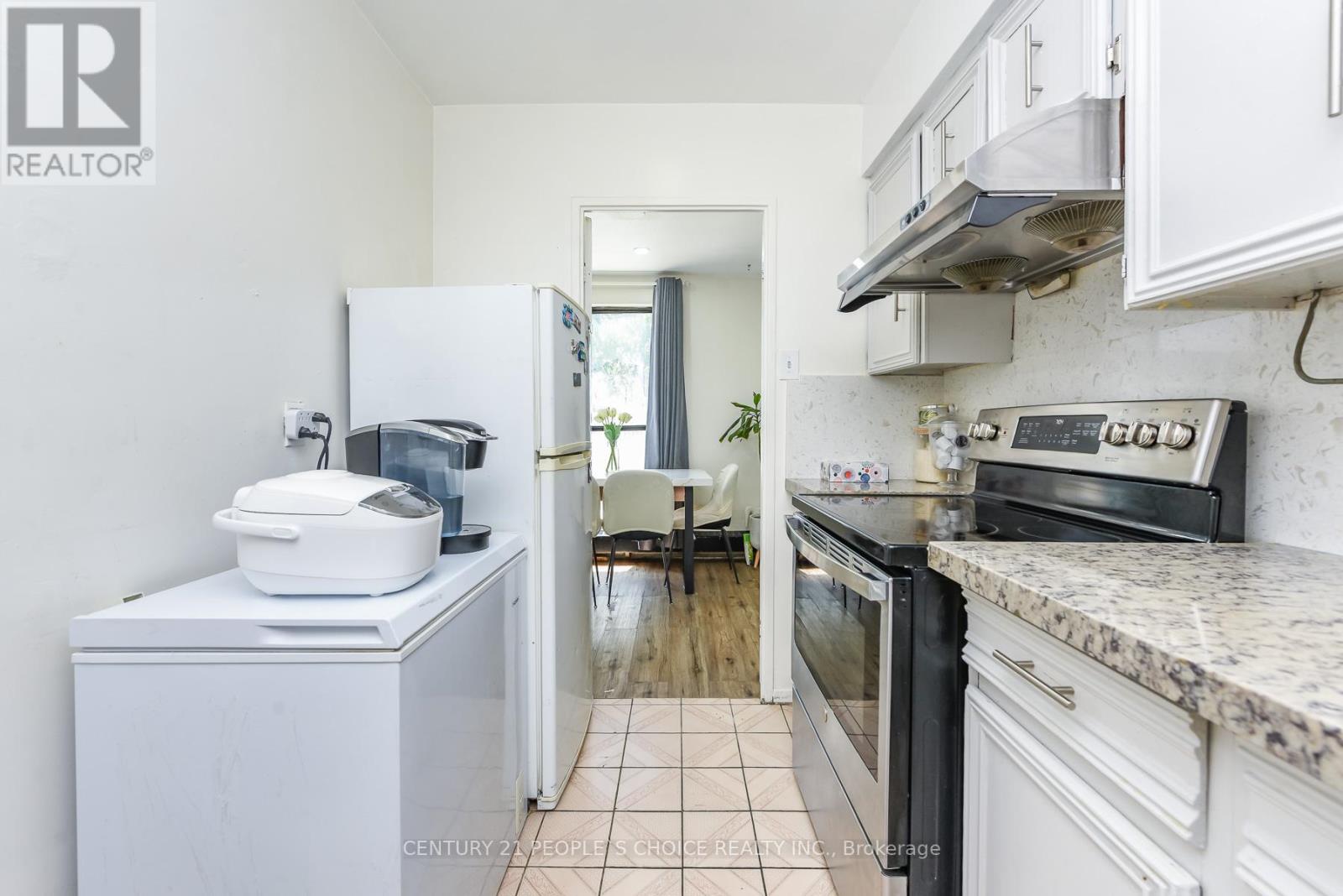 #108 10 EDDYSTONE AVENUE - 20