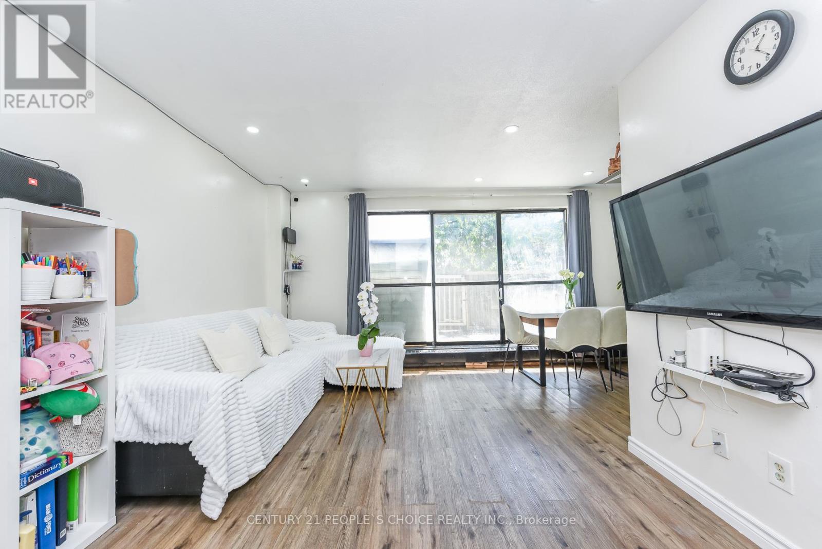 #108 10 EDDYSTONE AVENUE - 14