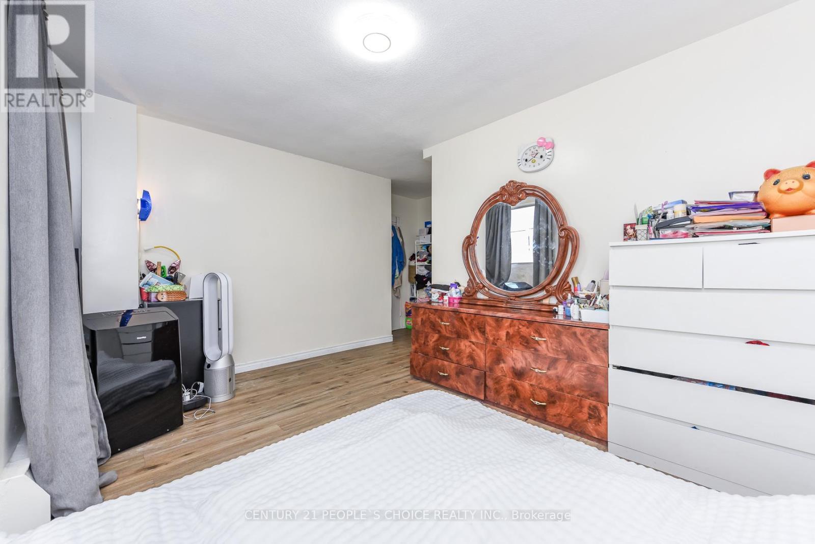#108 10 EDDYSTONE AVENUE - 32