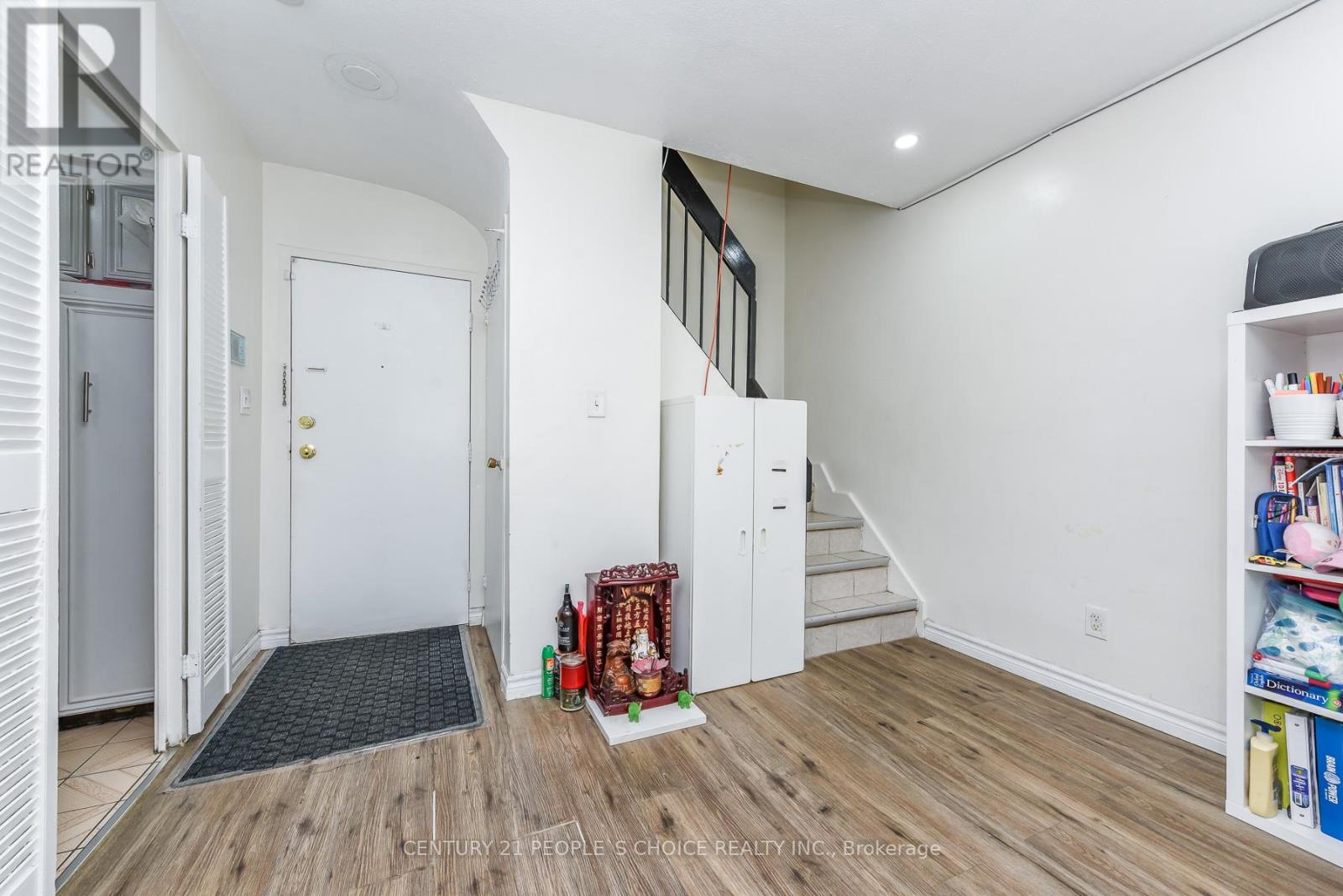 #108 10 EDDYSTONE AVENUE - 5