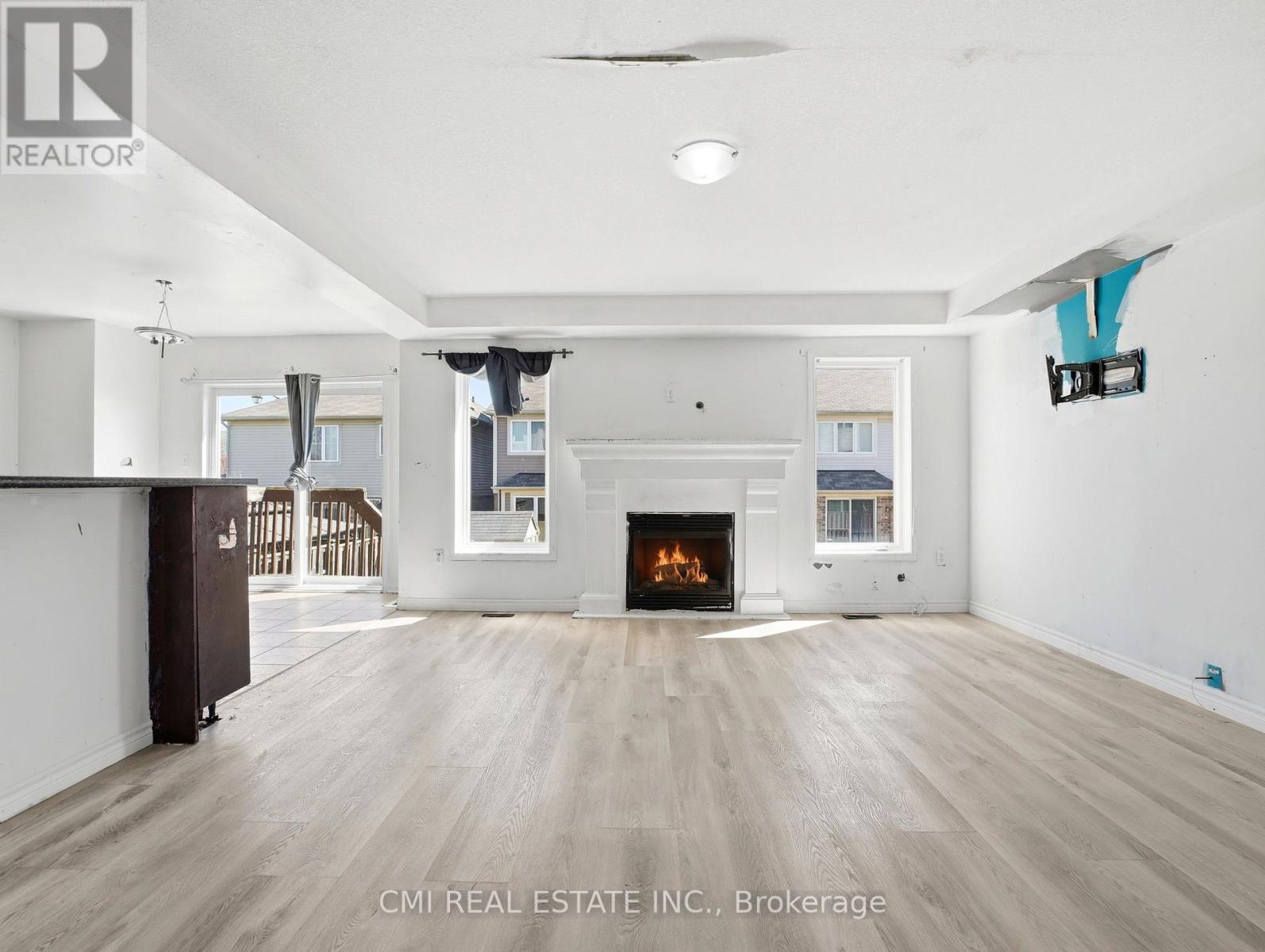 155 FLETCHER CIRCLE - 12