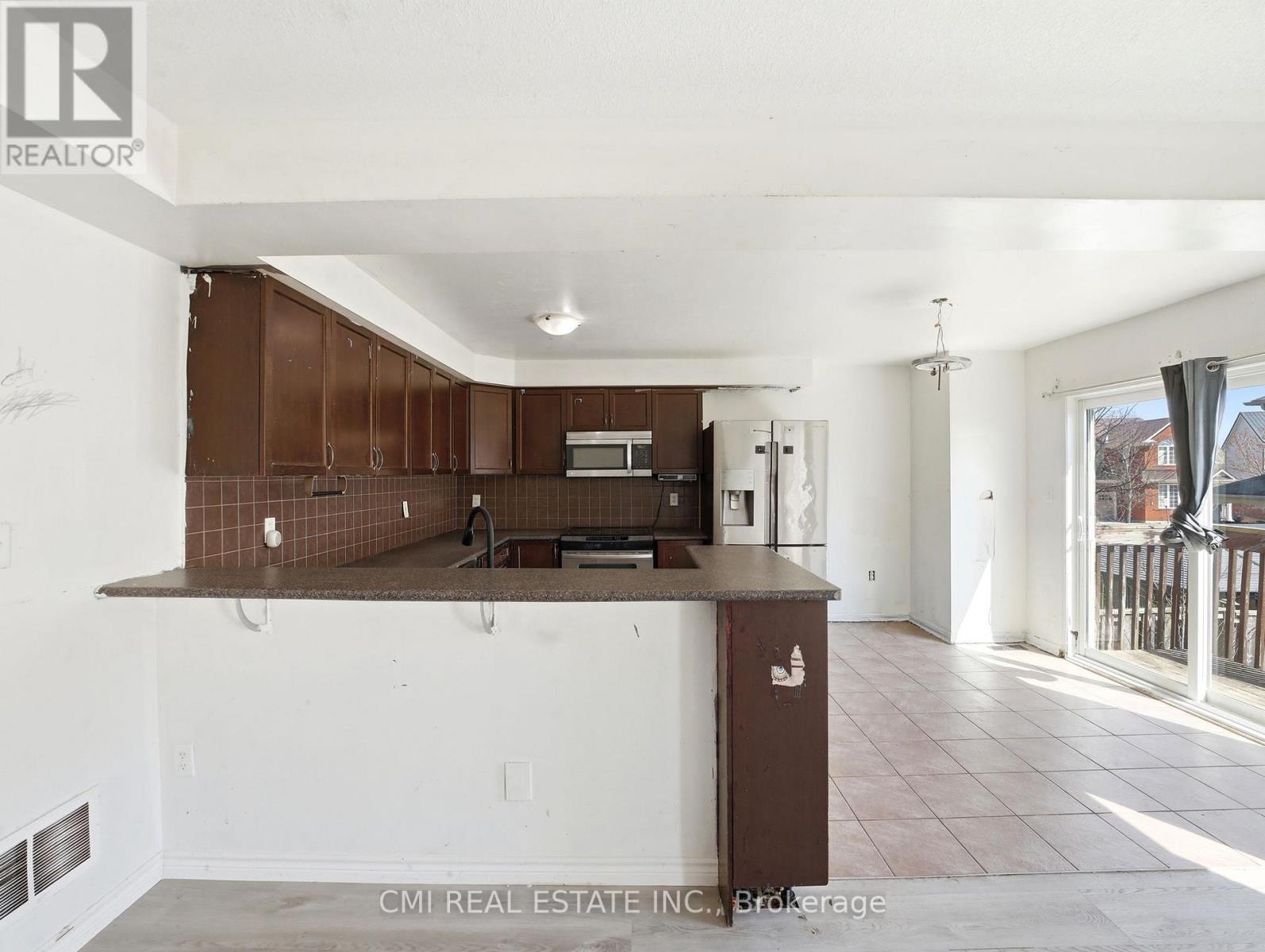 155 FLETCHER CIRCLE - 14