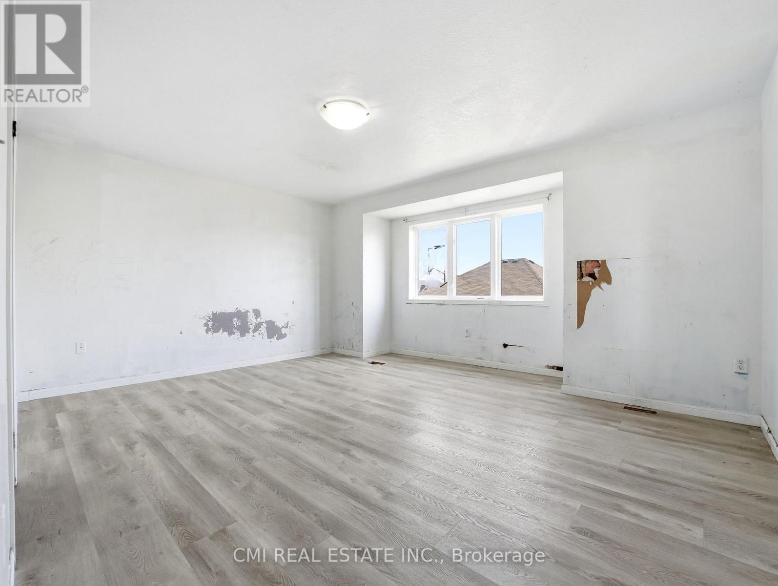 155 FLETCHER CIRCLE - 26