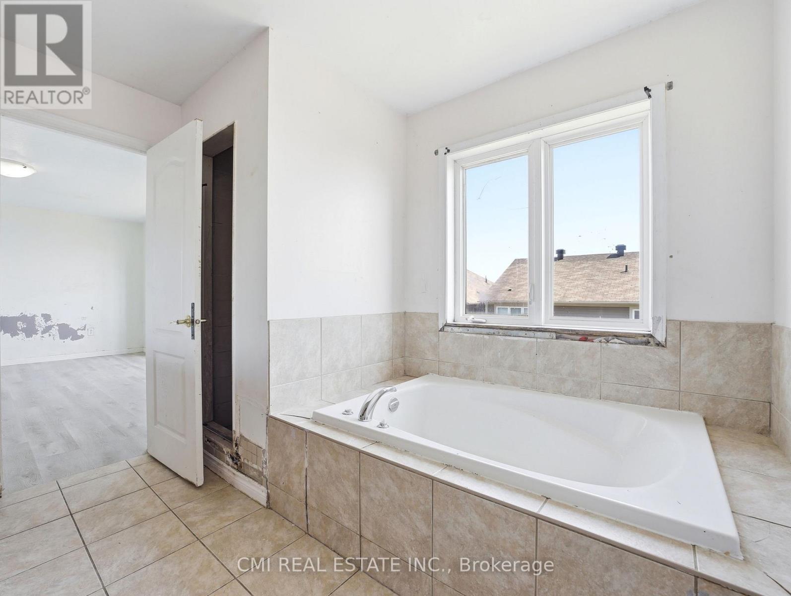 155 FLETCHER CIRCLE - 30