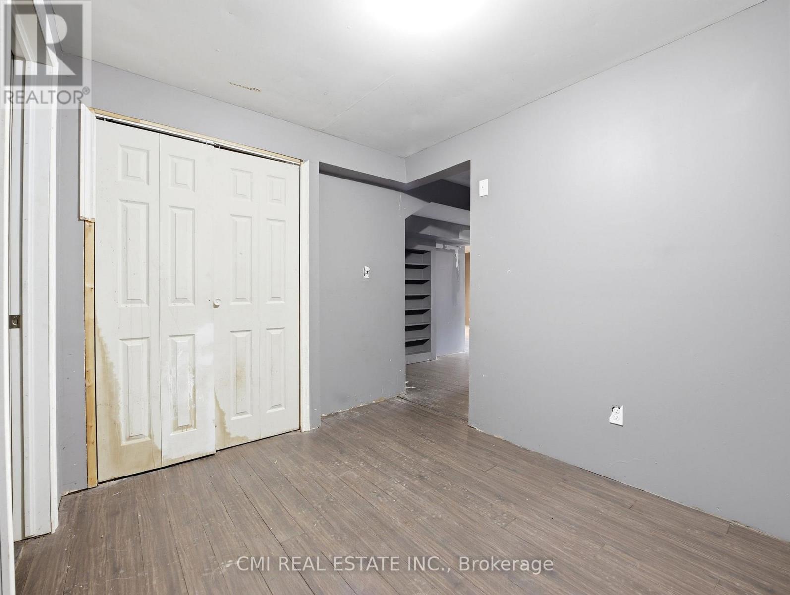155 FLETCHER CIRCLE - 33