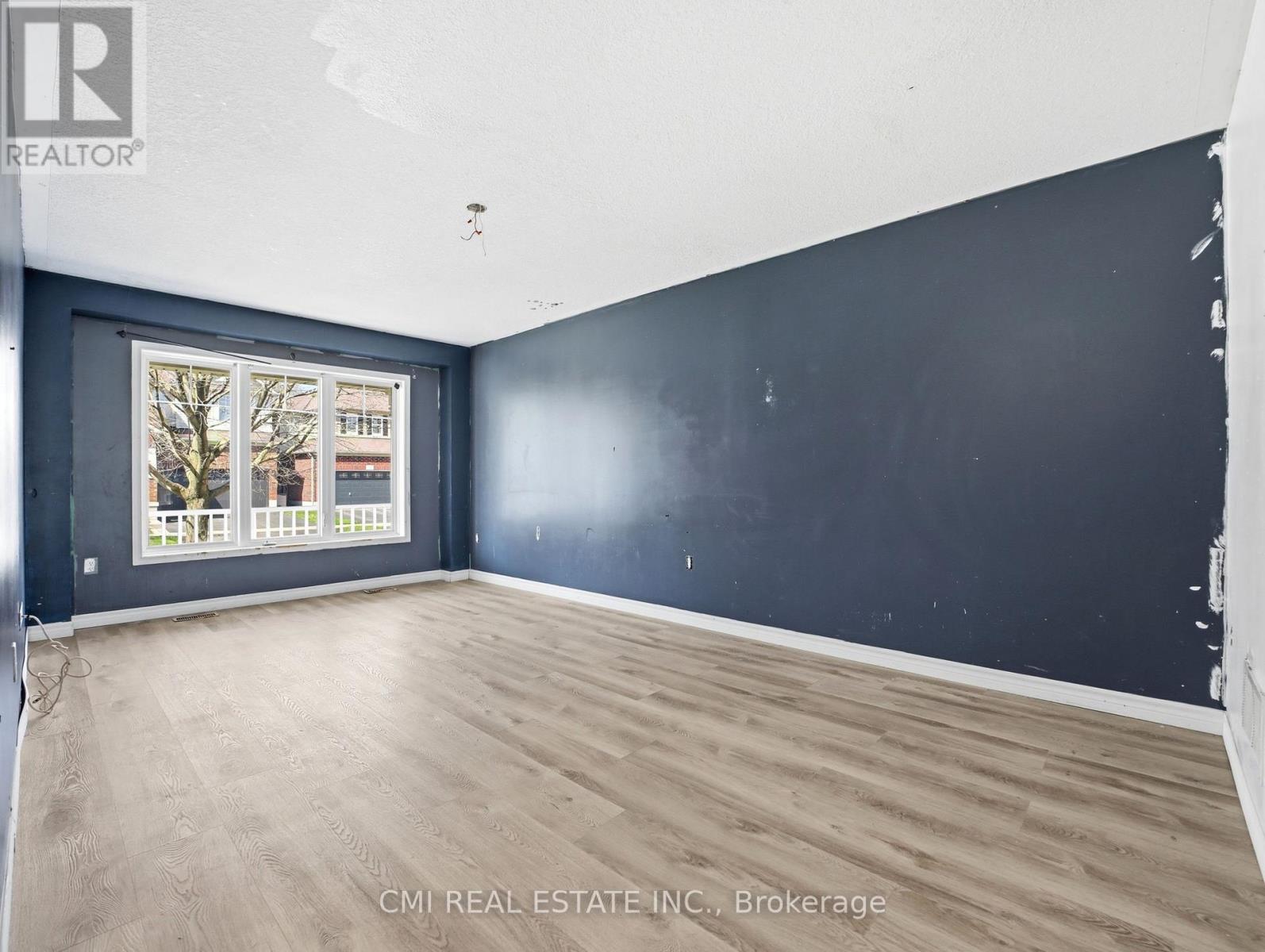 155 FLETCHER CIRCLE - 8