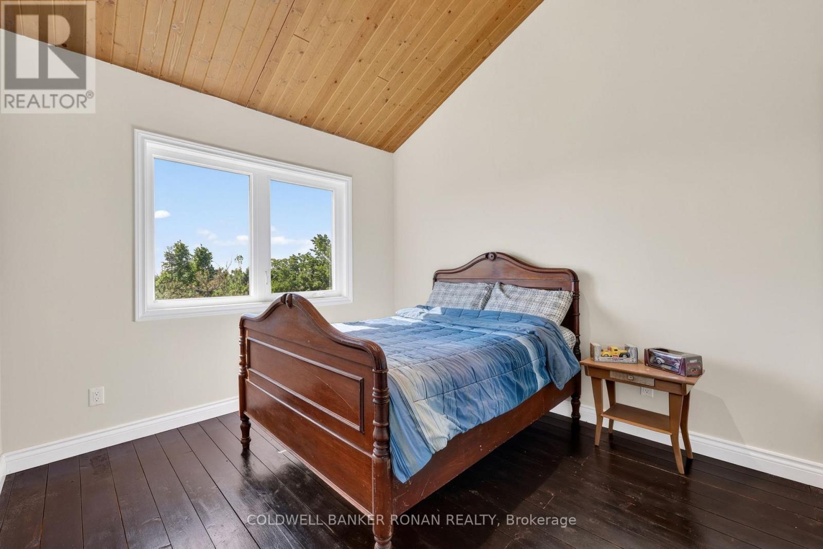 3 LAELA CRESCENT - 23