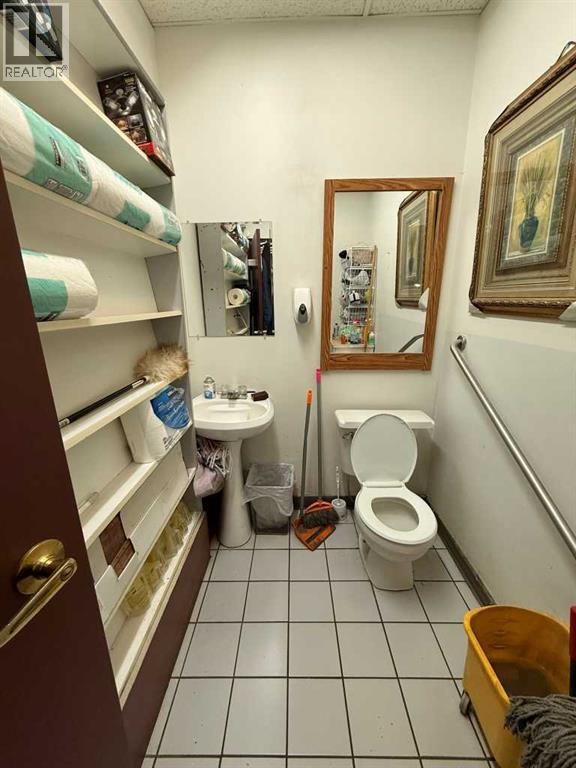 523 Woodpark Boulevard SW — photo 28