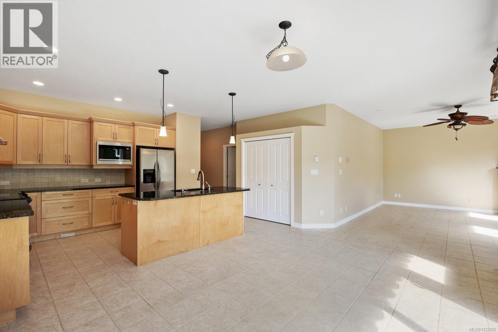 #23 2727 Bristol Way - 13