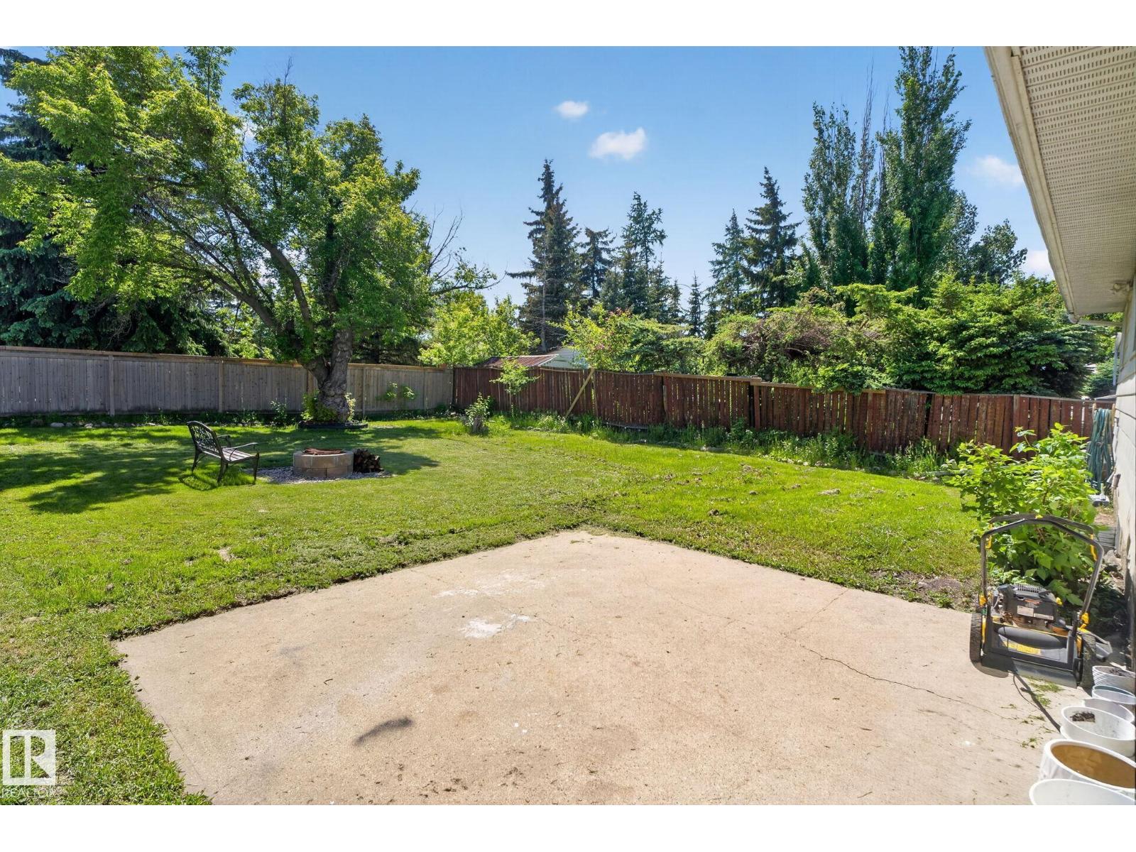 8807 24 AV NW - 5