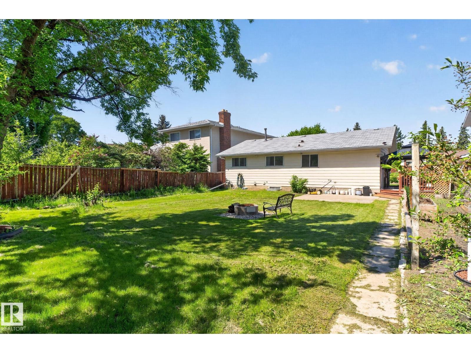 8807 24 AV NW - 6