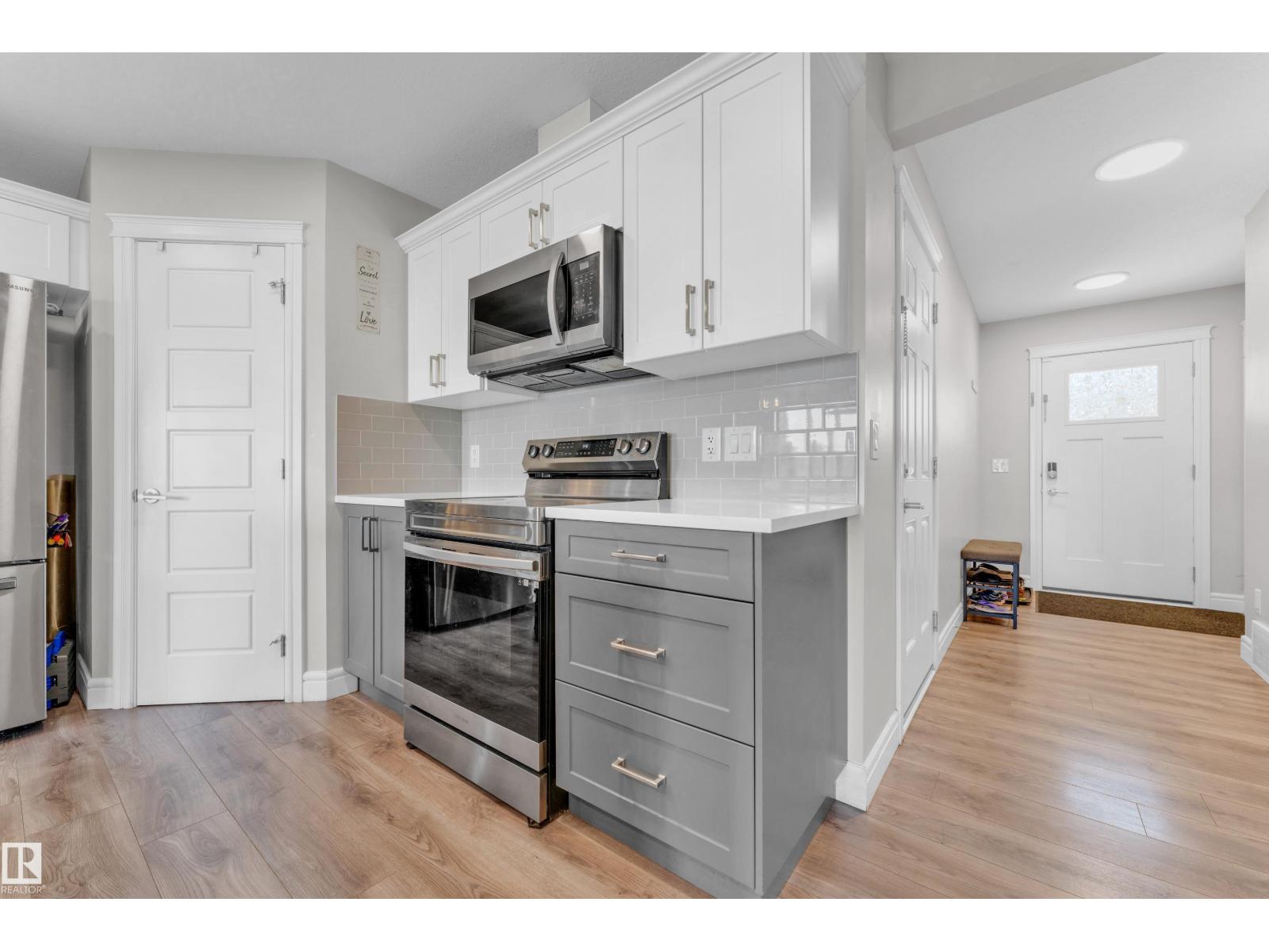 7647 KORULUK PL SW - 11